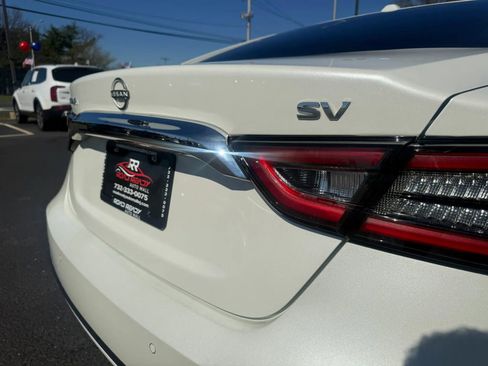 Used 2023 Nissan Maxima SV w/ Floor Mat Group FWD image 54