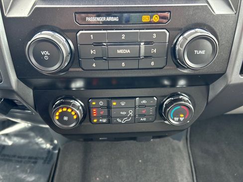 Used 2022 Ford F250 XLT w/ XLT Premium Package image 27