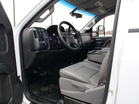 Used 2016 Chevrolet Silverado 3500 W/T image 16