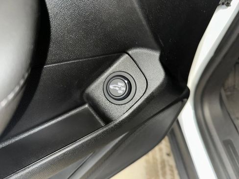 Certified 2023 GMC Terrain SLT w/ Elevation Edition image 6