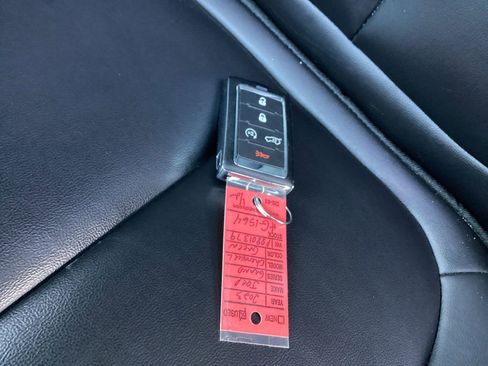 Used 2023 Jeep Grand Cherokee L Limited image 4