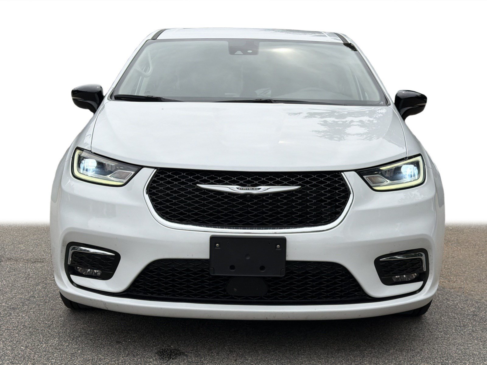 Used 2024 Chrysler Pacifica Touring-L FWD image 30