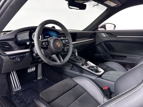 Used 2023 Porsche 911 GT3 RWD image 19