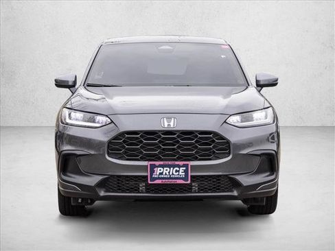 Used 2025 Honda Civic Sport image 2