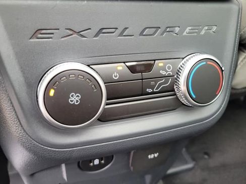 New 2025 Ford Explorer Active w/ Active Comfort Package image 37