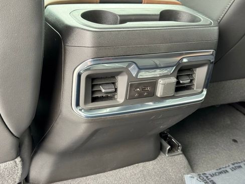 Used 2022 Chevrolet Silverado 2500 High Country w/ Safety Package II AWD/4WD image 41