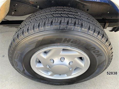 Used 2023 Ford E-350 and Econoline 350 Super Duty w/ Power Windows & Locks Group RWD image 25