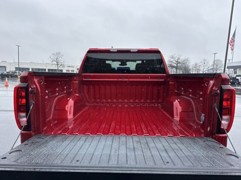 Used 2024 GMC Sierra 1500 Elevation image 32