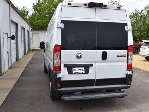 New 2025 RAM ProMaster 2500 w/ Convenience Group image 16