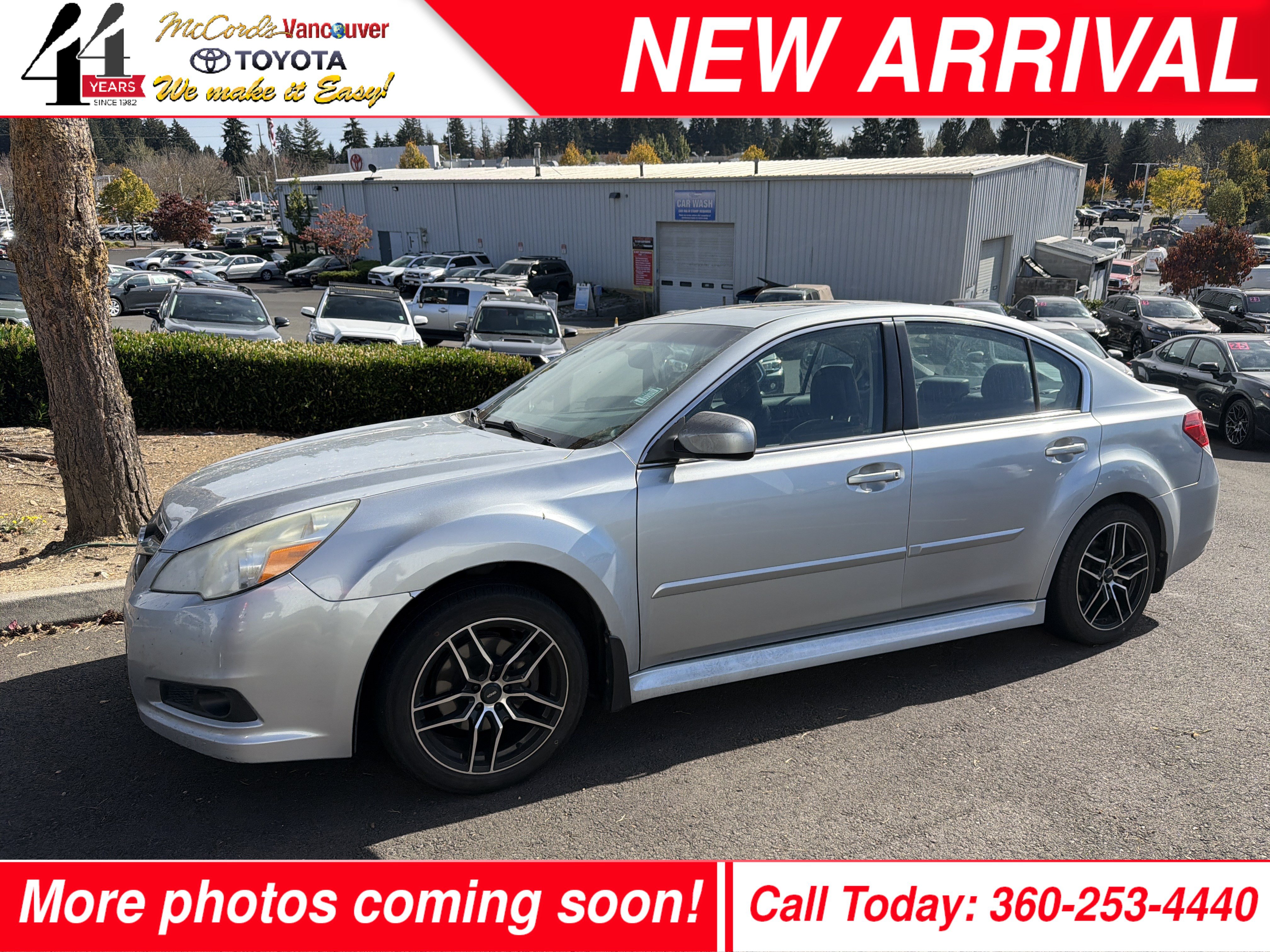 Used 2012 Subaru Legacy 2.5i Limited AWD/4WD image 1
