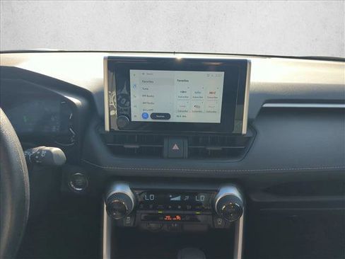 Used 2025 Toyota RAV4 XLE w/ Convenience Package image 14