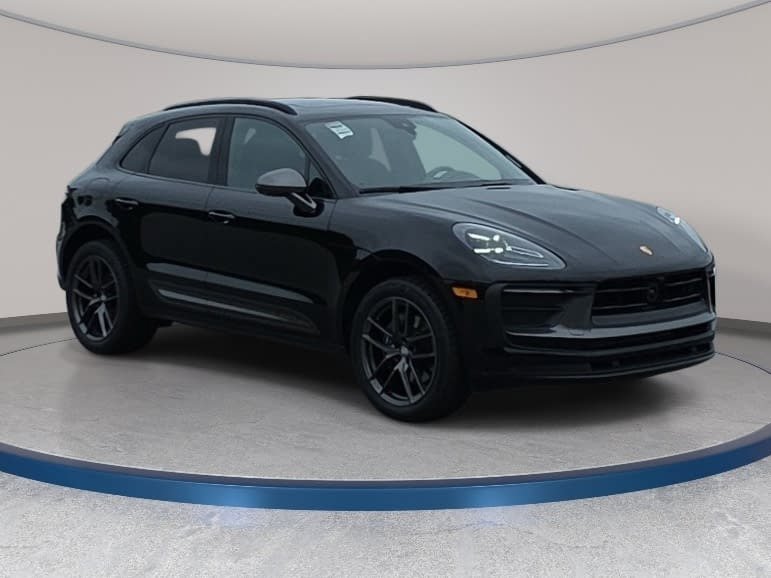Used 2023 Porsche Macan Turbo AWD/4WD image 3