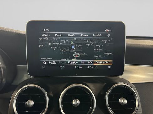 Used 2019 Mercedes-Benz GLC 300 4MATIC w/ Multimedia Package image 29
