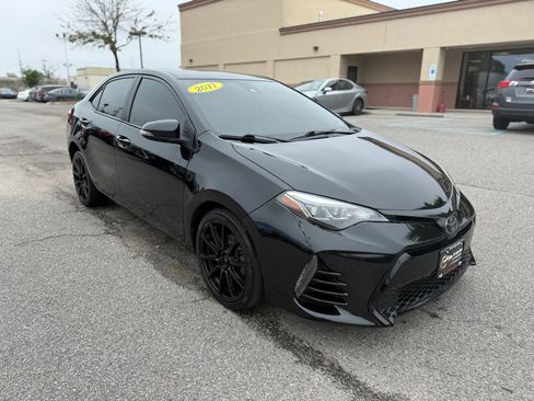Used 2017 Toyota Corolla XSE w/ Carpet Mat Package (TMS) FWD image 5