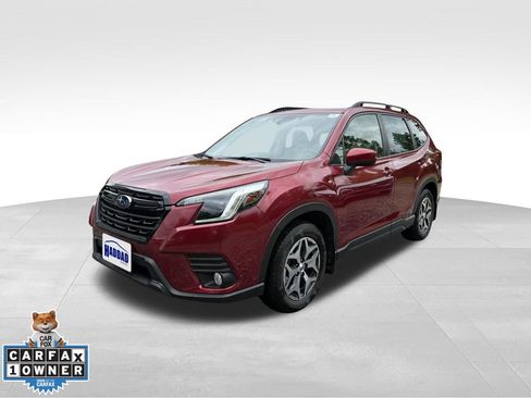 Used 2023 Subaru Forester Premium AWD/4WD image 1