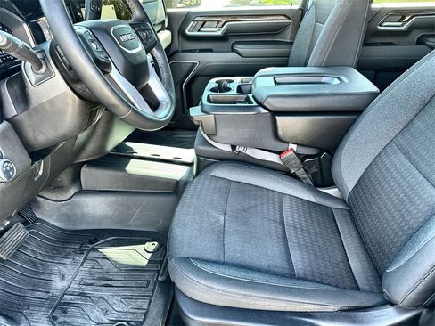 Used 2024 GMC Sierra 3500 SLE w/ SLE Value Package image 24