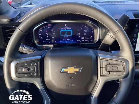 Used 2026 Chevrolet Silverado 1500 LT AWD/4WD image 26