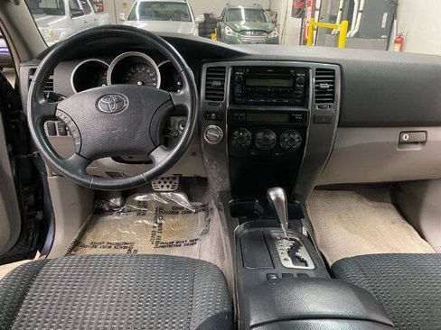 Used 2007 Toyota 4Runner Sport AWD/4WD image 19
