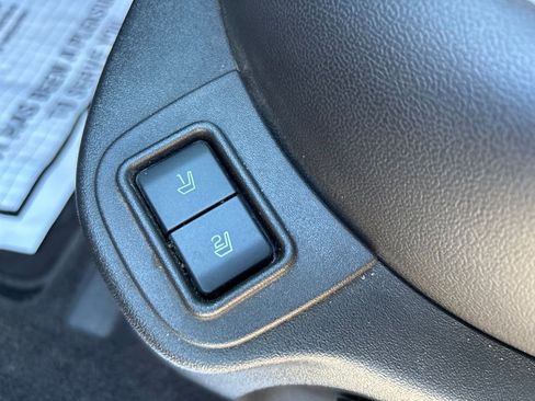 Used 2018 Ford Taurus SHO AWD/4WD image 24