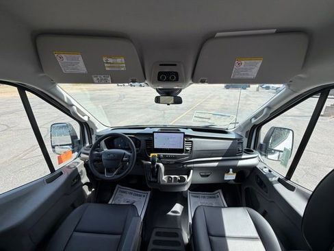 New 2026 Ford Transit 350 148 Medium Roof Wagon AWD image 9