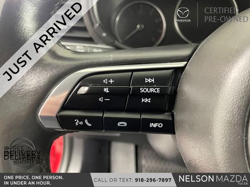 Used 2024 MAZDA MAZDA3 s image 23