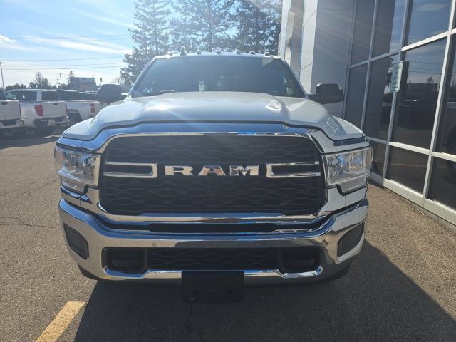 Used 2022 RAM 2500 Tradesman AWD/4WD image 2