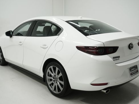 Used 2021 MAZDA MAZDA3 s FWD image 6