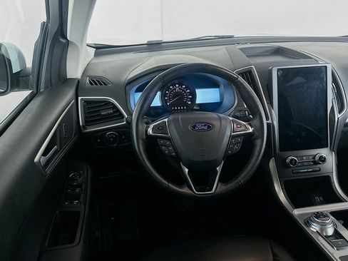 Used 2024 Ford Edge SEL image 18