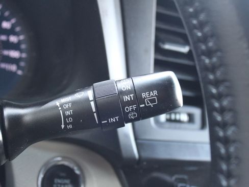 Used 2015 Toyota Sienna XLE Premium image 29