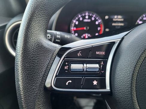 Used 2023 Kia Forte LXS image 22