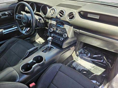 Used 2016 Ford Mustang Coupe RWD image 26