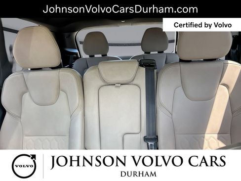 Certified 2025 Volvo XC90 B5 Plus AWD/4WD image 27