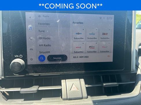 Used 2025 Toyota RAV4 LE AWD/4WD image 12