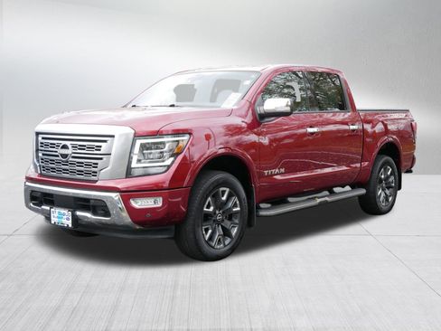 Used 2023 Nissan Titan Platinum Reserve w/ Moonroof Package image 3