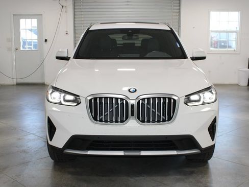 Used 2024 BMW X3 sDrive30i w/ Convenience Package w/ZPA RWD image 3