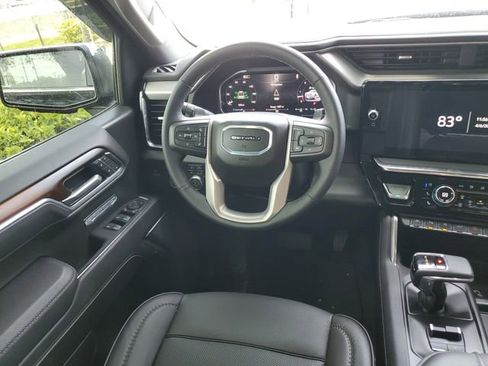 Used 2026 GMC Sierra 1500 Denali w/ Denali Reserve Package image 13