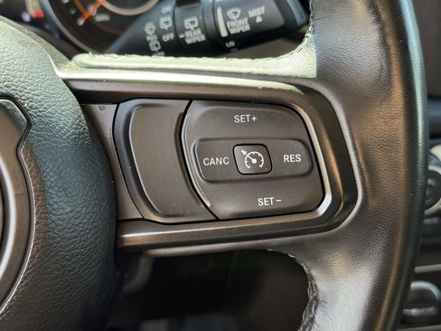 Used 2022 Jeep Wrangler Unlimited Sport S image 14