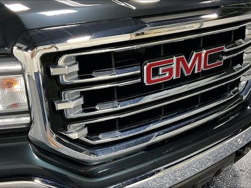 Used 2017 GMC Sierra 1500 SLT w/ SLT Premium Package AWD/4WD image 29