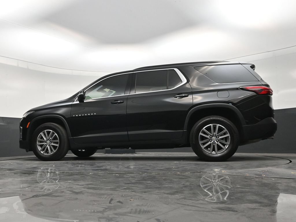 Used 2023 Chevrolet Traverse LT FWD image 21
