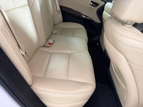 Used 2016 Toyota Avalon XLE Premium FWD image 22