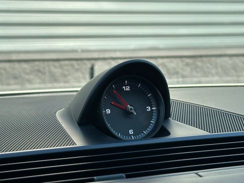 Used 2023 Porsche Panamera Platinum Edition image 34