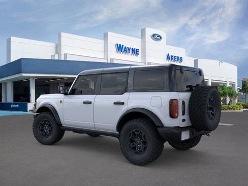New 2026 Ford Bronco Badlands image 4