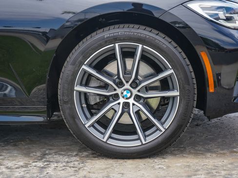Used 2020 BMW 330i xDrive Sedan w/ Convenience Package AWD/4WD image 9