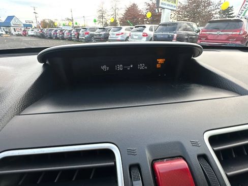 Used 2017 Subaru Crosstrek 2.0i Premium image 15