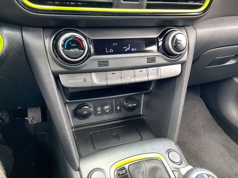 Used 2020 Hyundai Kona Ultimate w/ Cargo Package AWD/4WD image 25