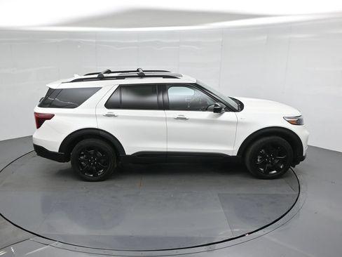 Certified 2023 Ford Explorer ST-Line w/ Class IV Trailer Tow Package AWD/4WD image 40