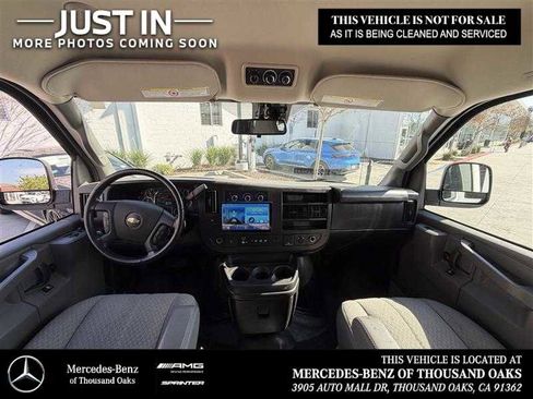 Used 2022 Chevrolet Express 3500 LT w/ LT Preferred Equipment Group image 8