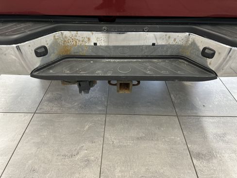 Used 2019 Nissan Frontier SV image 6