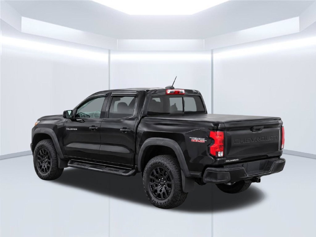 Used 2026 Chevrolet Colorado Trail Boss AWD/4WD image 5