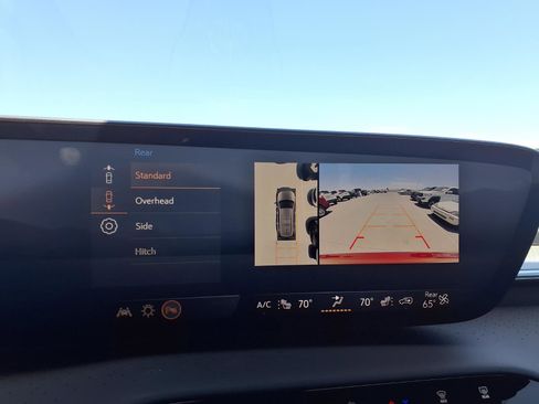 Used 2025 Buick Enclave Avenir w/ Trailering Package, 5000 lbs. FWD image 22